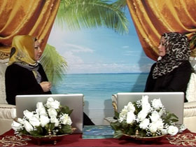 Serap Akıncıoğlu ve Gülay Pınarbaşı ile sohbetler - Kolaylık dini İslam (11 Ağustos 2012)