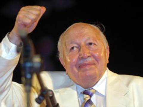 Merhum Prof. Dr. Necmettin Erbakan Hocamız, İslam Birliği'nin kurulması gerektiğini anlatıyor