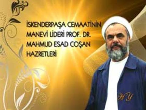 İskenderpaşa cemaatinin manevi lideri Prof.Dr. Mahmut Esad Coşan Hazretleri