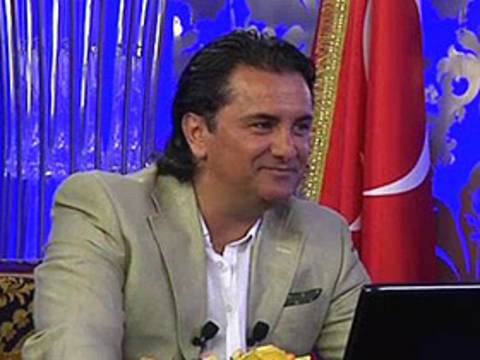 Serdar Dayanık, Akın Gözükan'ın A9 TV'deki canlı sohbeti (25 Haziran 2011; 12:00)